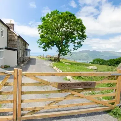 6 Bed in Barmouth oc-bow245