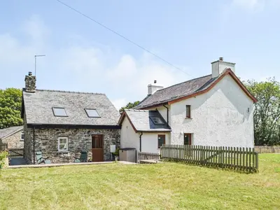 an image of a cottage with a yard at Uk34913 - Bwlchgraig Fach in Nantcwnlle