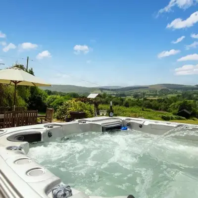 4 Bed in Cray oc-bow288