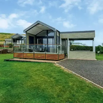 Lake Vyrnwy Luxury Glamping Pod 2
