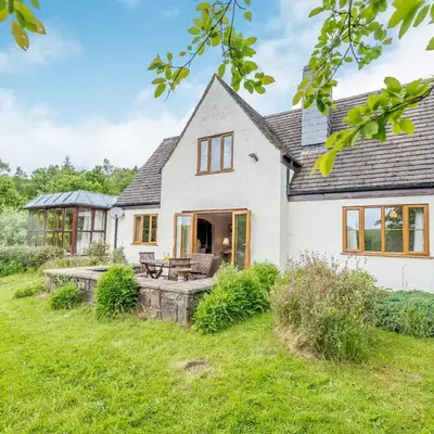 Cwmfron House