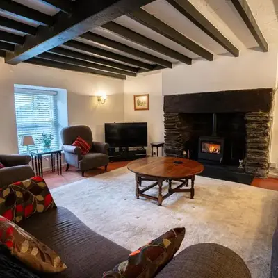 Ty Canol Maentwrog