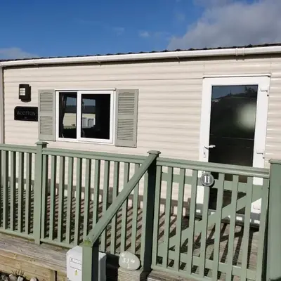 Snowdonia Sunbeach Holiday Sea and Mountain view