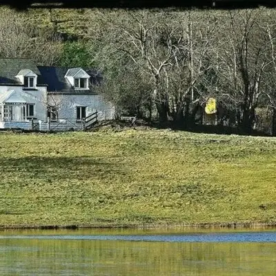 Lake view Romantic retreat